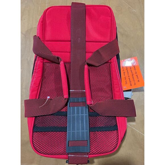 Marlboro Unlimited Red Vintage Travel‎ Duffle Gym Bag Luggage New With Tags - Picture 7 of 8